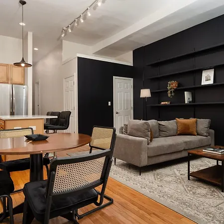 Bucktown 2Br Flat Near The 606